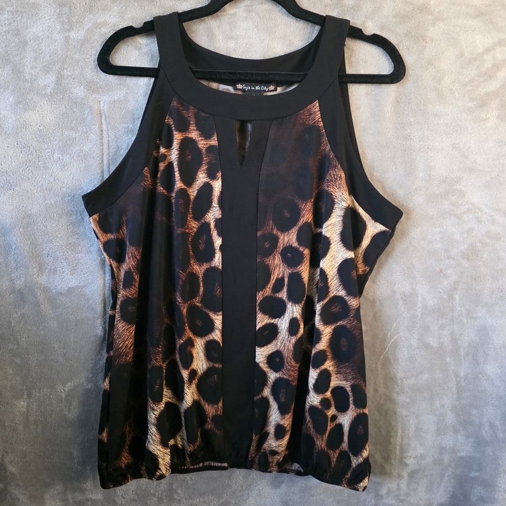 Suzie in the City Womens XL Leopard Print w/ Black Keyhole & Bubble Hem Blouse